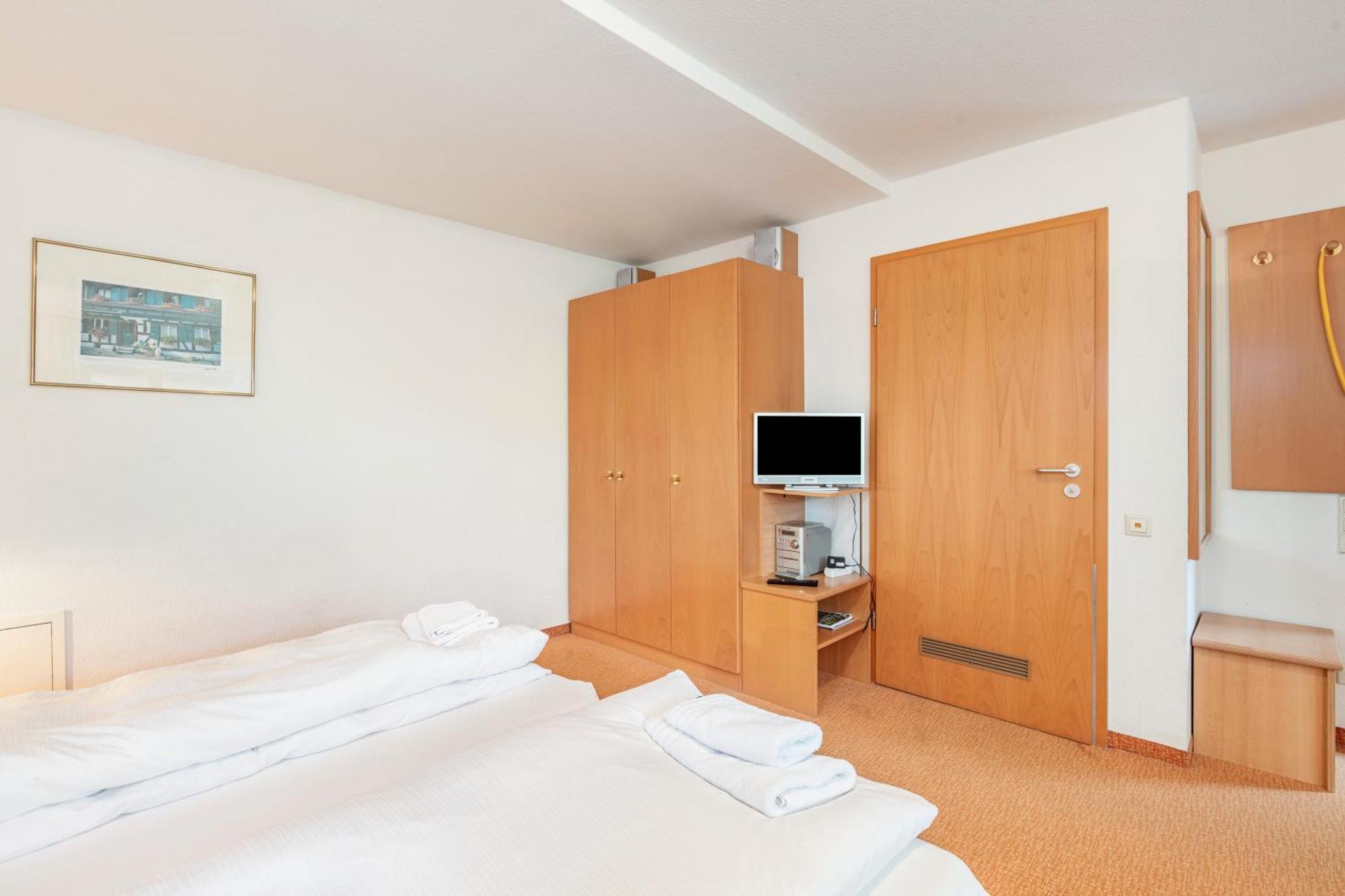Apartmenthaus am Schwarzwälder Hof Bad Bellingen Exterior foto